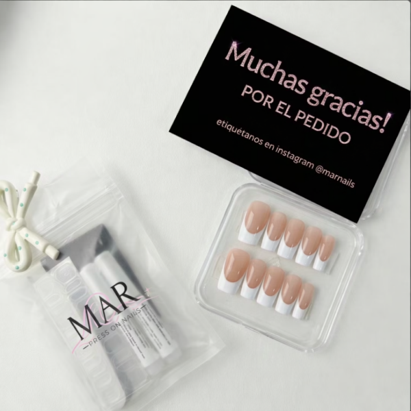 Uñas francesas