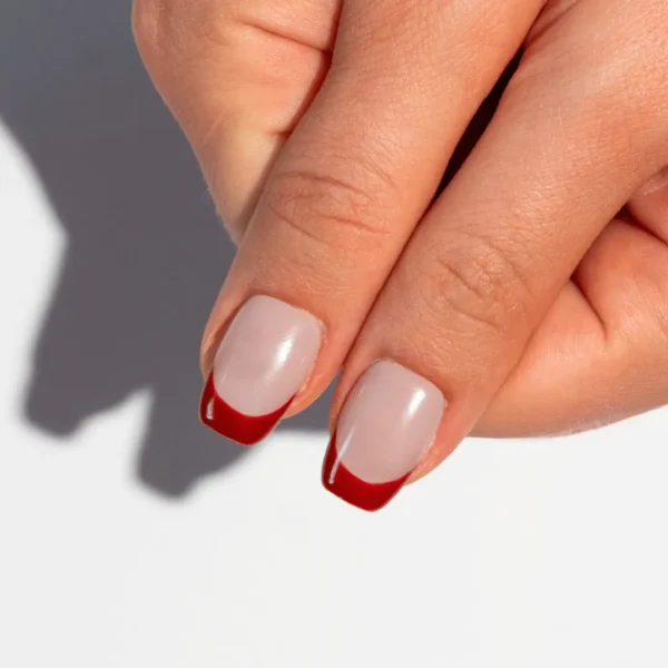 French-Ruby-NELI-165886721 Uñas francesas rojas