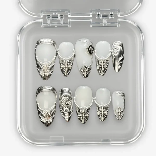 Holy-Armor-NELI-185959134 Uñas Holy Moli
