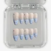 Viper-Blue-NELI-166080313 Uñas azuladas