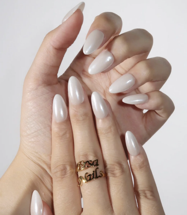 Captura de pantalla 2026-05-09 a las 1.16.51 Hailey nails